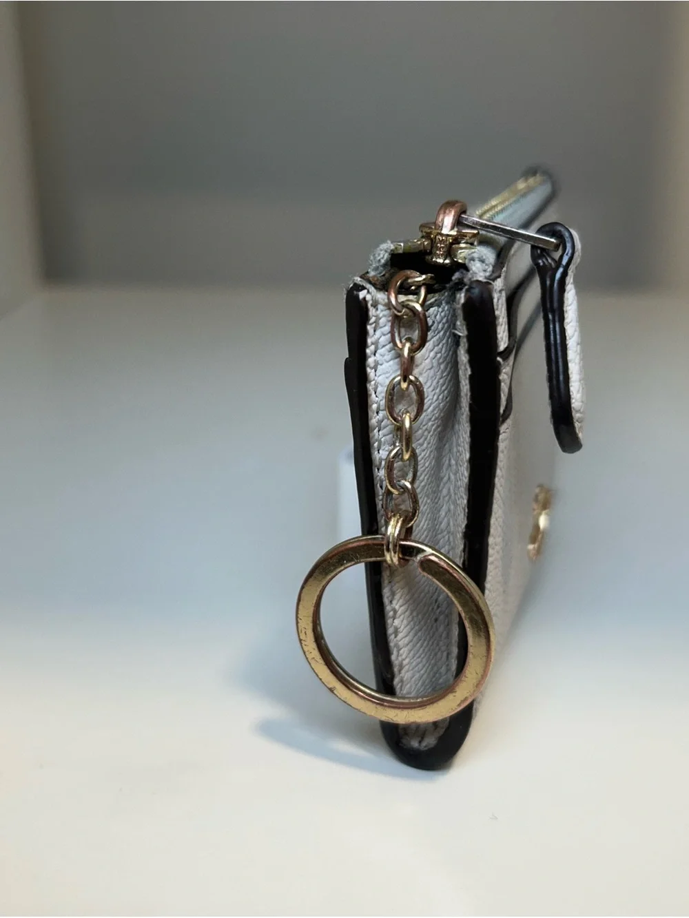 Coach Small Zip Card Case Wallet Keychain